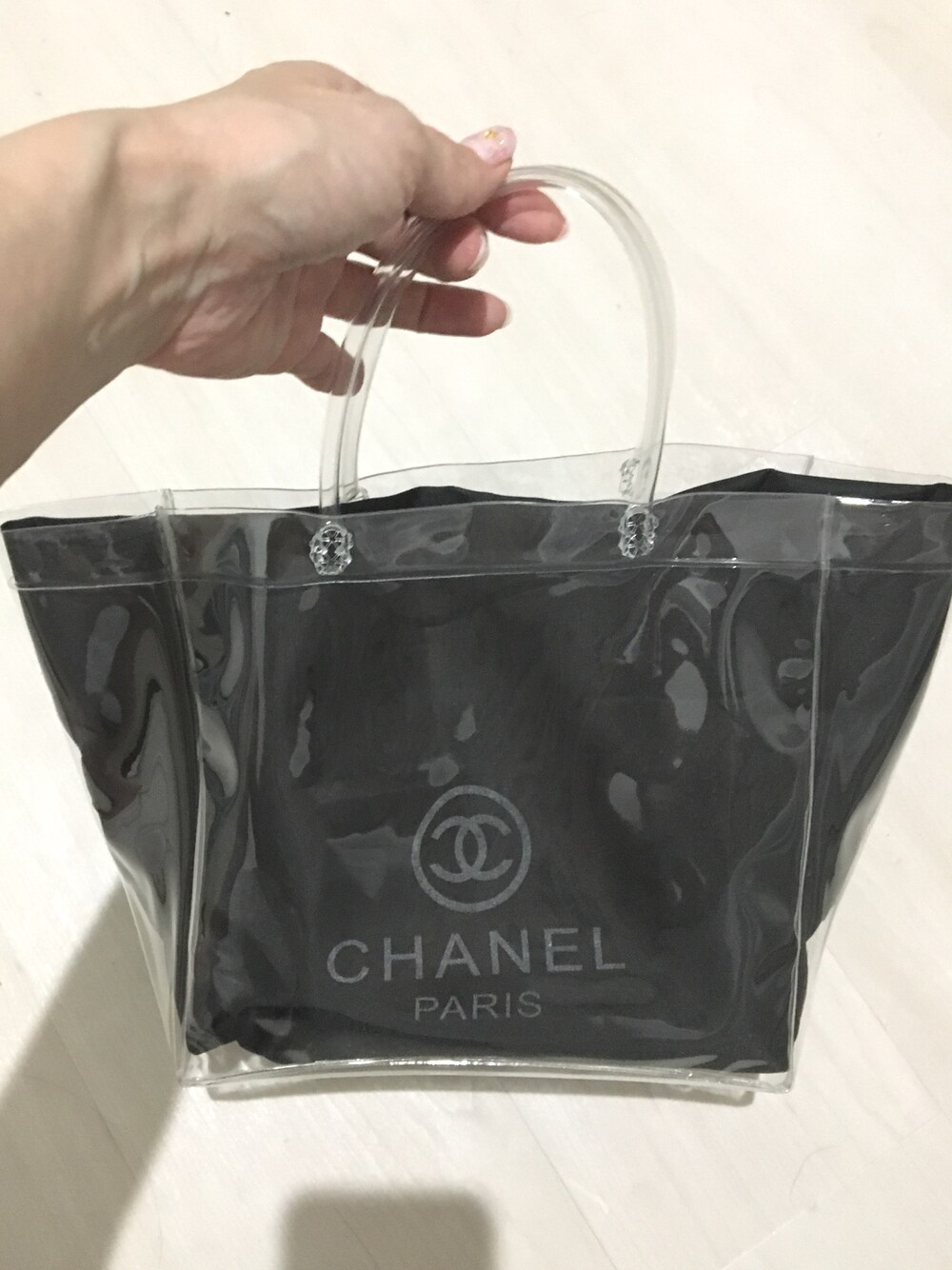 「クリアバッグ、シャネル、夏バッグ、ootd」｜「no brandのアイテム（トートバッグ、ホワイト系）」を使った、YUCARI.さん（レディース・161cm）の夏コーディネートの1枚目の写真