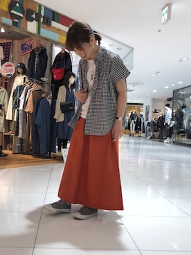 「grn（ジーアールエヌ）のアイテム（トップス）」を使った、しんめいさん（レディース・158cm）の春コーディネート