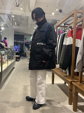 「WHITELAND（ホワイトランド）のアイテム（ミリタリージャケット）」を使った、NAOさん（メンズ・177cm）の秋コーディネート