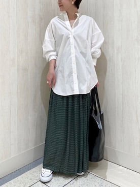 「RIVE DROITE（リヴドロワ）の【NINA&JULES(ニナ・エ・ジュール)】サークルクロスリング（リング）」を使った、TOMOさん（レディース・152cm）の夏コーディネート