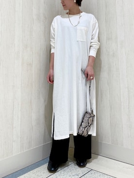 「RIVE DROITE（リヴドロワ）の【NINA&JULES(ニナ・エ・ジュール)】サークルクロスリング（リング）」を使った、TOMOさん（レディース・152cm）の秋コーディネート