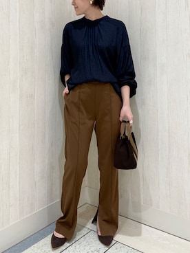 「RIVE DROITE（リヴドロワ）の【NINA&JULES(ニナ・エ・ジュール)】サークルクロスリング（リング）」を使った、TOMOさん（レディース・152cm）の秋コーディネート