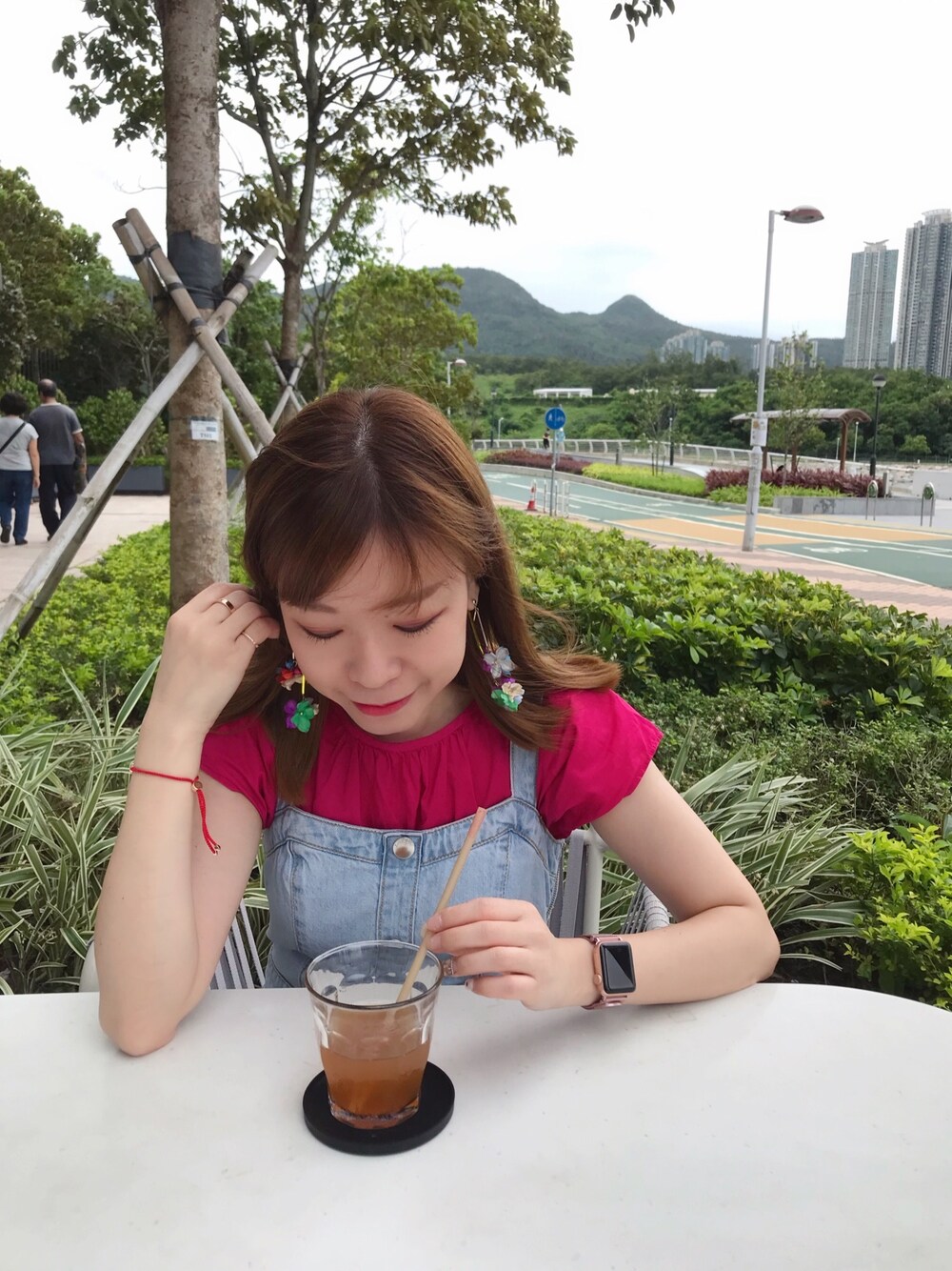 「brunch、jomo」｜「hanairoaikiのアイテム（ピアス（両耳用）、その他）」を使った、Rubyさん（レディース・155cm）の夏コーディネートの1枚目の写真