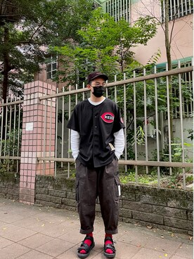 「Mitchell&Ness（ミッチェル&ネス）のアイテム（トップス）」を使った、Calvさん（メンズ・176cm）の春コーディネート