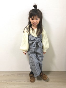 「グレンチェック」｜「アイテム（オールインワン・サロペット）」を使った、anjuさん（キッズ・90cm）の冬コーディネート