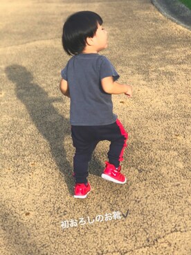 「BREEZE（ブリーズ）のポーチ付きＴシャツ（Tシャツ/カットソー、グレー系）」を使った、yuzu さん（レディース・163cm）の秋コーディネート