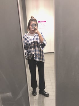 「古着のアイテム（シャツ/ブラウス、ブルー系）」を使った、yuzu さん（レディース・163cm）の秋コーディネート