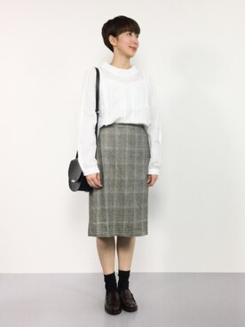 三由佳奈さんの「グレンチェック柄スカート1249」を使ったコーディネート