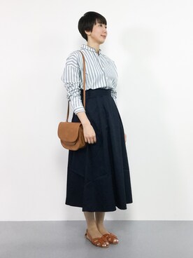 三由佳奈さんの「スキスカロングスカート」を使ったコーディネート