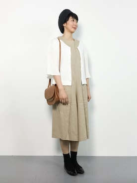「アイテム（つなぎ/オールインワン、ベージュ系）」を使った、三由佳奈さん（レディース・160cm）の秋コーディネート