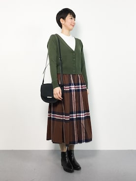 三由佳奈さん(レディース・160cm)の秋コーディネート