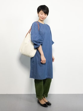 三由佳奈さん（レディース・160cm）の秋コーディネート