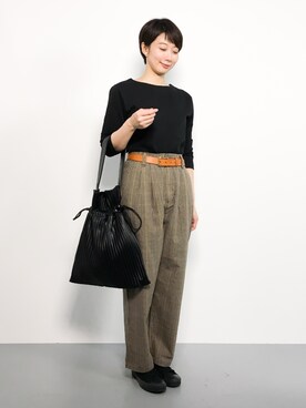 三由佳奈さん（レディース・160cm）の秋コーディネート