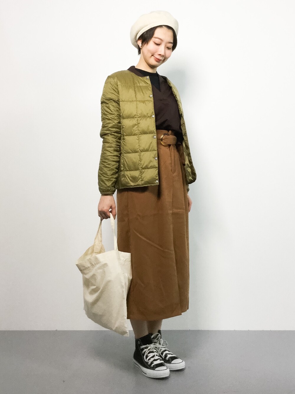 三由佳奈さんの「サンディングスウェードタイトスカート（rps）」を使ったコーディネート