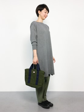 三由佳奈さん（レディース・160cm）の秋コーディネート