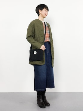 三由佳奈さん（レディース・160cm）の秋コーディネート