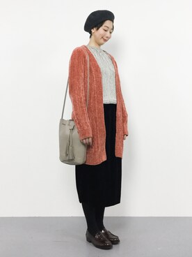 「ベロアスカート」｜「アイテム（その他トップス）」を使った、三由佳奈さん（レディース・160cm）の秋コーディネート