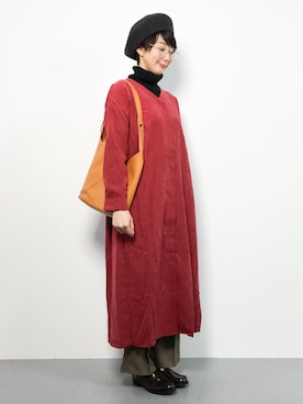 「ナチュラルスタイル」｜「アイテム（シャツワンピース）」を使った、三由佳奈さん（レディース・160cm）の秋コーディネート