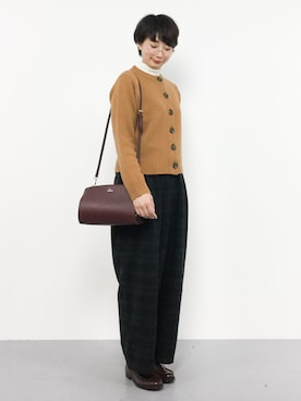 「Gem.（ジェム）のアイテム」を使った、三由佳奈さん（レディース・160cm）の秋コーディネート