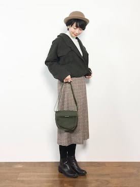 三由佳奈さん（レディース・160cm）の冬コーディネート