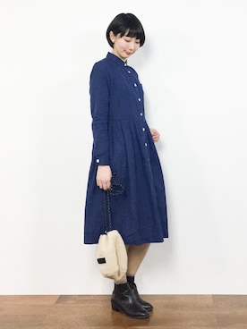 「Design Tshirts Store graniph（デザイン　ティーシャツ　ストア　グラニフ）のアイテム（シャツワンピース）」を使った、三由佳奈さん（レディース・160cm）の冬コーディネート