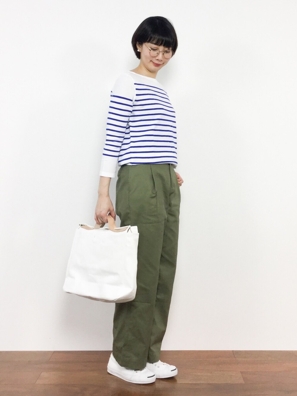 三由佳奈さんの「PENELOPE 2WAYボストンTOTE（PAR ICI KLASSISK）」を使ったコーディネート