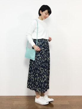 三由佳奈さん（レディース・160cm）の春コーディネート