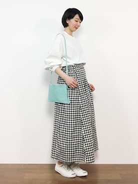 三由佳奈さん（レディース・160cm）の春コーディネート