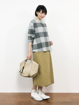 三由佳奈さん（レディース・160cm）の春コーディネート