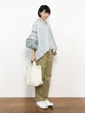 三由佳奈さん（レディース・160cm）の春コーディネート