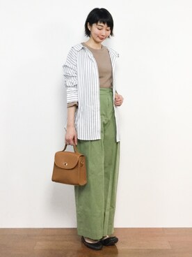 三由佳奈さん（レディース・160cm）の春コーディネート