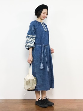 三由佳奈さん（レディース・160cm）の春コーディネート