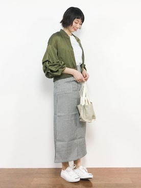 三由佳奈さん（レディース・160cm）の春コーディネート