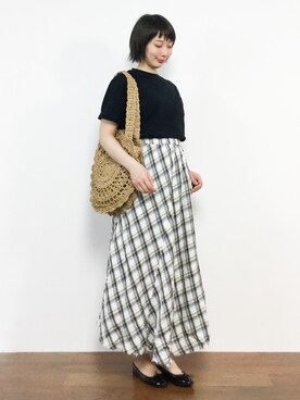 三由佳奈さん（レディース・160cm）の春コーディネート