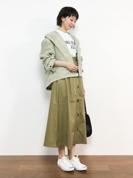 三由佳奈さん（レディース・160cm）の春コーディネート