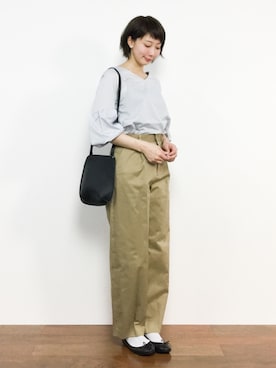 三由佳奈さん(レディース・160cm)の春コーディネート