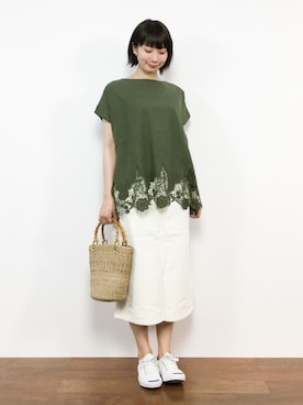 三由佳奈さん（レディース・160cm）の春コーディネート