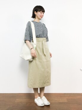 三由佳奈さんの「ALTORITMO/ST トラペーズスカート」を使ったコーディネート