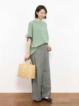 「LUCA（ルカ）のアイテム（パンツ）」を使った、三由佳奈さん（レディース・160cm）の夏コーディネート