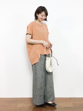 「LUCA（ルカ）のアイテム（パンツ）」を使った、三由佳奈さん（レディース・160cm）の夏コーディネート
