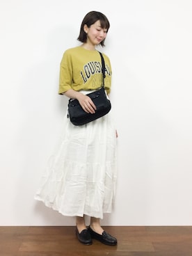 「マスタードイエロー」｜三由佳奈さん（レディース・160cm）の夏コーディネート