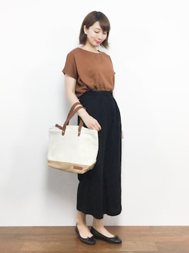 「Afternoon Tea（アフタヌーンティー）のアイテム（トートバッグ）」を使った、三由佳奈さん（レディース・160cm）の夏コーディネート