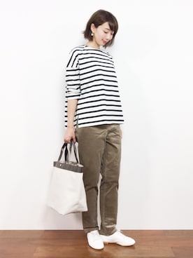 「AMERICAN HOLIC（アメリカンホリック）のアイテム」を使った、三由佳奈さん（レディース・160cm）の秋コーディネート