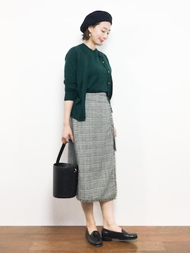 「ニットカーディガン」｜「アイテム（アンサンブル）」を使った、三由佳奈さん（レディース・160cm）の秋コーディネート