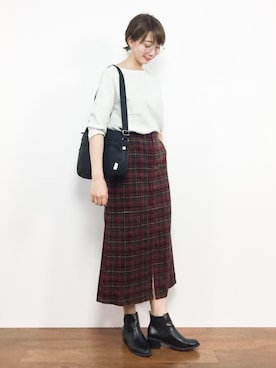 「タータンチェックスカート」｜三由佳奈さん（レディース・160cm）の秋コーディネート