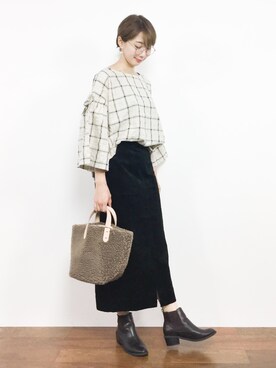 三由佳奈さん（レディース・160cm）の秋コーディネート