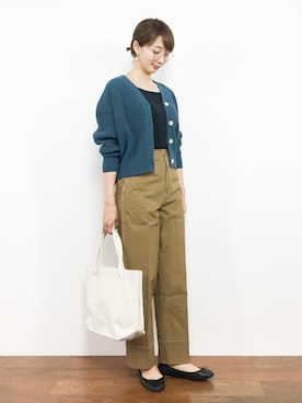 三由佳奈さん(レディース・160cm)の秋コーディネート