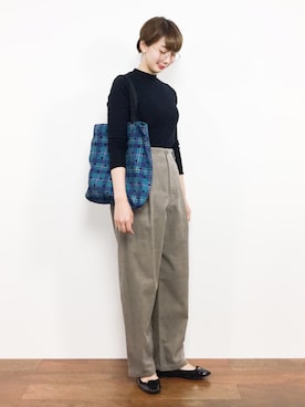 三由佳奈さん（レディース・160cm）の秋コーディネート