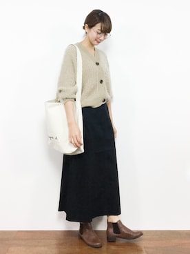 「mysty woman（ミスティウーマン）のシャギーネップカーディガン（カーディガン/ボレロ）」を使った、三由佳奈さん（レディース・160cm）の秋コーディネート