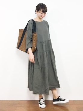 三由佳奈さん（レディース・160cm）の秋コーディネート